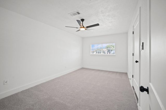 5874 Belneath Street, Houston, TX 77033