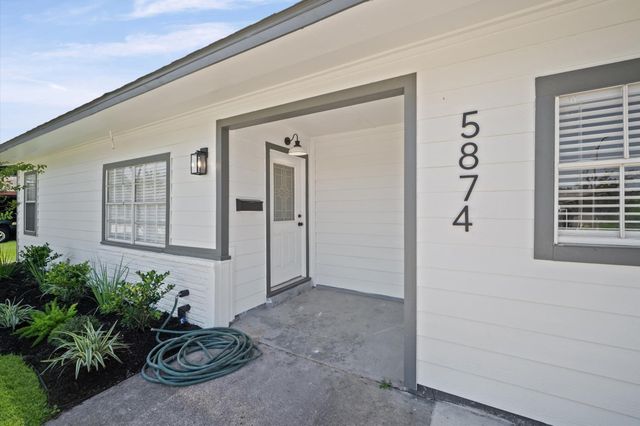 5874 Belneath Street, Houston, TX 77033
