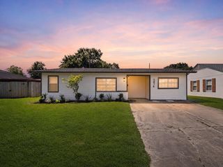 5874 Belneath Street, Houston, TX 77033