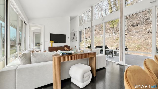 169 Mill Rock Road, Hamden, CT 06517