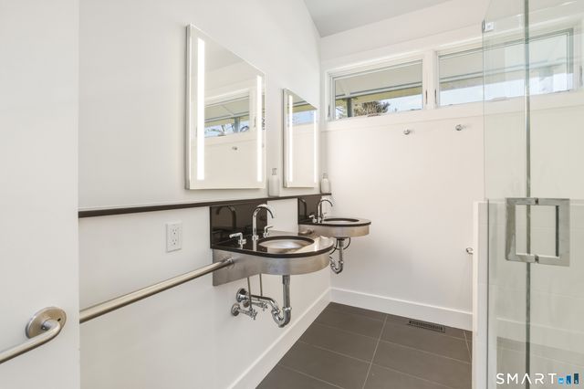 169 Mill Rock Road, Hamden, CT 06517