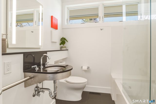 169 Mill Rock Road, Hamden, CT 06517