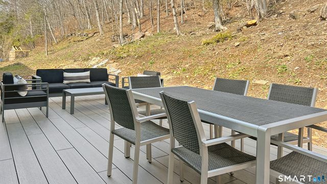 169 Mill Rock Road, Hamden, CT 06517