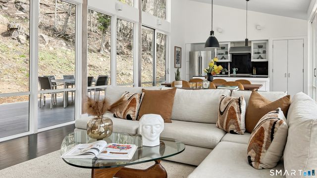 169 Mill Rock Road, Hamden, CT 06517