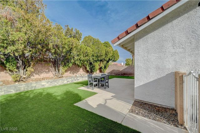 8908 Torcello Drive, Las Vegas, NV 89117