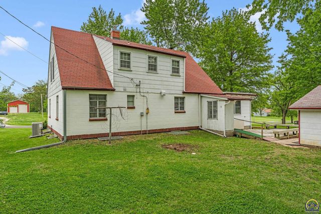 3803 NW Wilder RD, Topeka, KS 66617