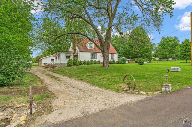 3803 NW Wilder RD, Topeka, KS 66617