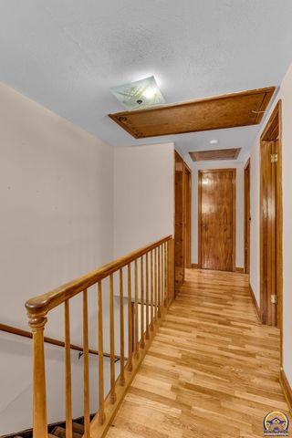 3803 NW Wilder RD, Topeka, KS 66617