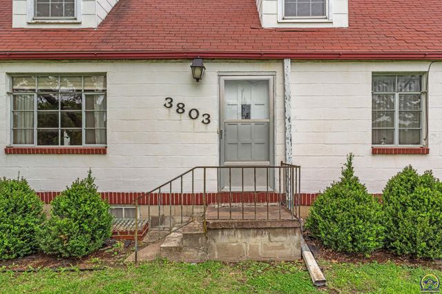 3803 NW Wilder RD, Topeka, KS 66617