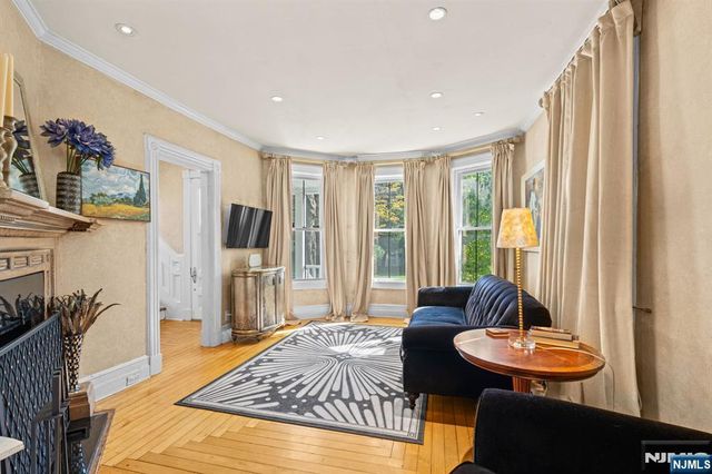 65 Van Horn Street, Demarest, NJ 07627