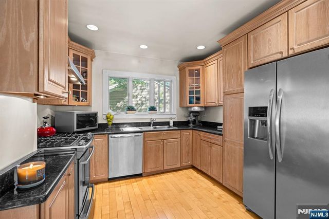 65 Van Horn Street, Demarest, NJ 07627