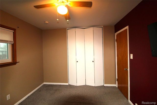 32474 Leona Street, Garden City, MI 48135