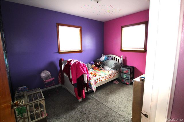 32474 Leona Street, Garden City, MI 48135