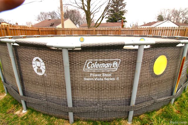 32474 Leona Street, Garden City, MI 48135