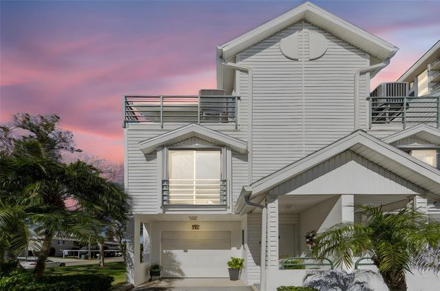 320 ISLAND WAY 101, Clearwater Beach, FL 33767