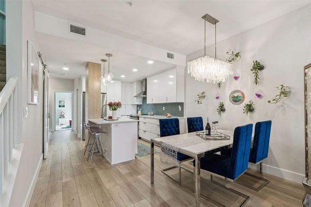 320 ISLAND WAY 101, Clearwater Beach, FL 33767