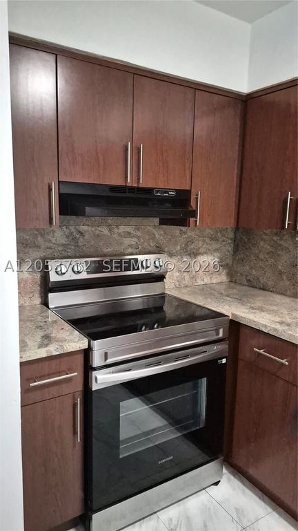 7220 Pembroke Rd 8, Miramar, FL 33023