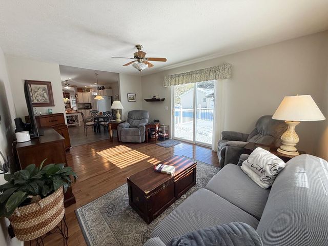 7750 Sunset Shores Drive, Morton Twp, MI 49346