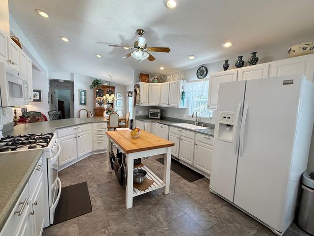 7750 Sunset Shores Drive, Morton Twp, MI 49346