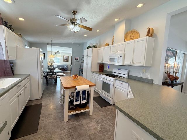 7750 Sunset Shores Drive, Morton Twp, MI 49346