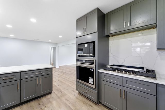 910 Beaver Bend Road, Houston, TX 77088