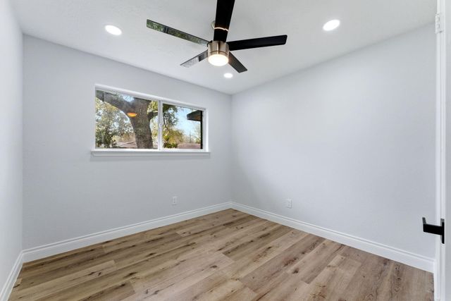 910 Beaver Bend Road, Houston, TX 77088