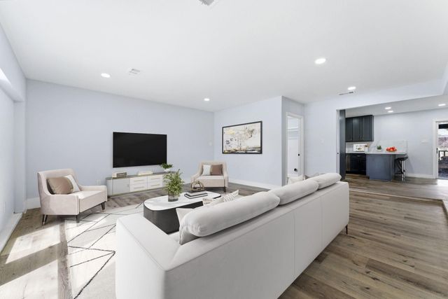 910 Beaver Bend Road, Houston, TX 77088