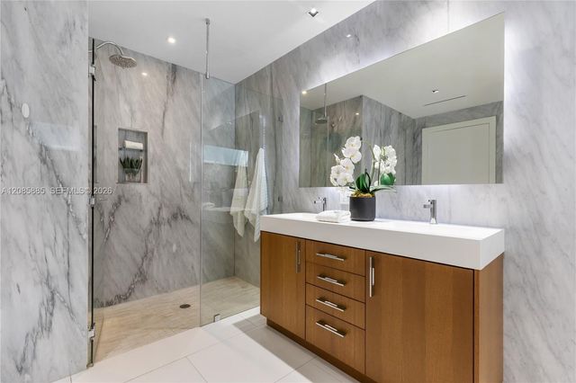 350 Meridian Avenue 201, Miami Beach, FL 33139