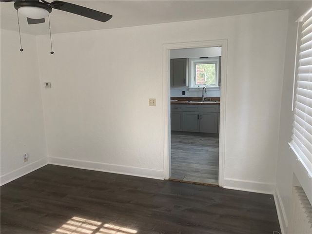 1926 Fairlawn St, Wilkinsburg, PA 15221