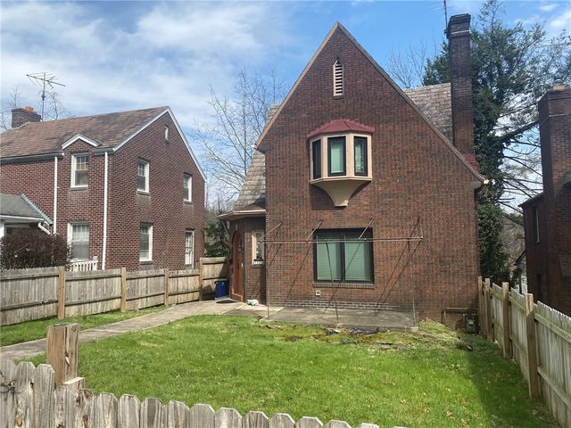 1926 Fairlawn St, Wilkinsburg, PA 15221