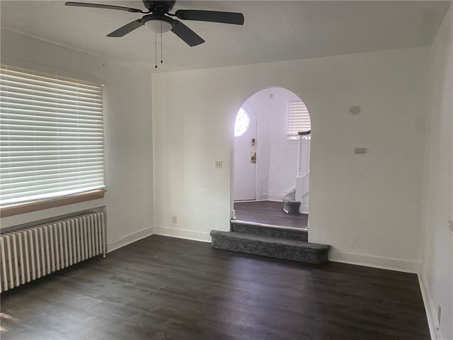 1926 Fairlawn St, Wilkinsburg, PA 15221