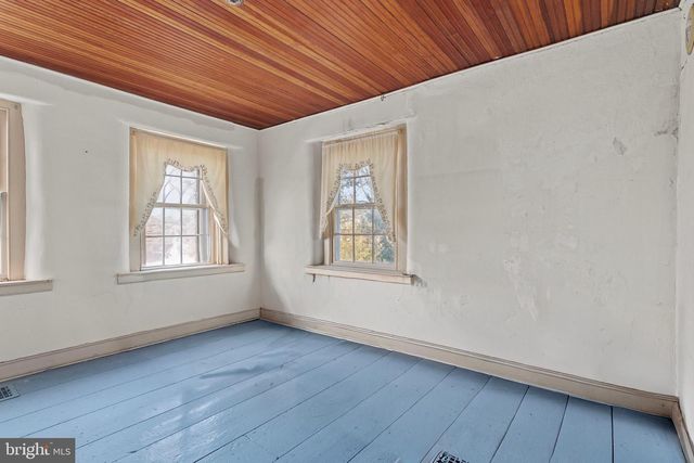 1890 ROUTE 212, Quakertown, PA 18951