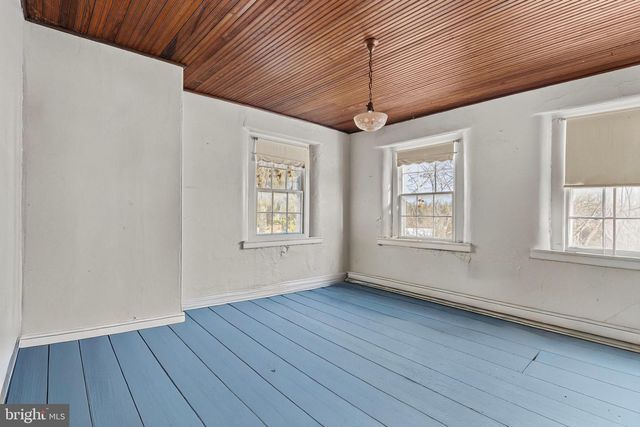 1890 ROUTE 212, Quakertown, PA 18951