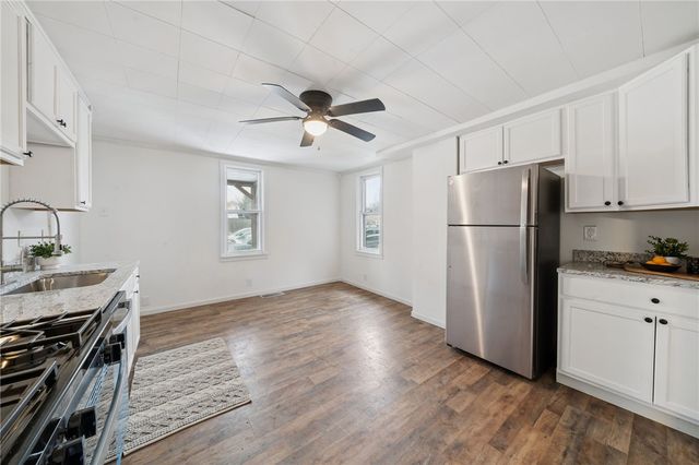 1010 Brackenridge Ave, Brackenridge, PA 15014