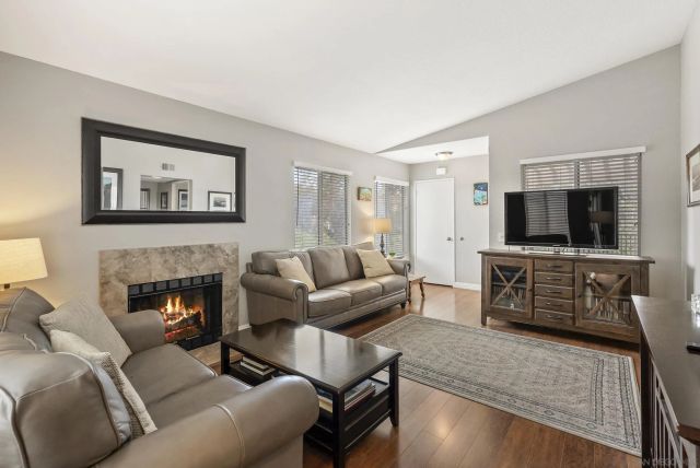 7439 Altiva Place, Carlsbad, CA 92009