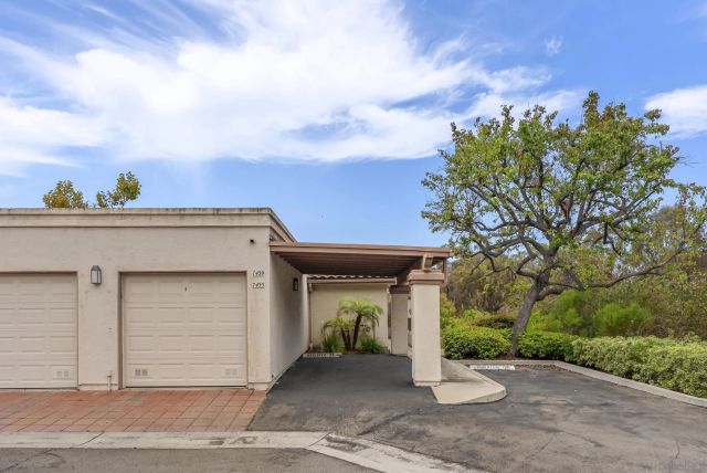 7439 Altiva Place, Carlsbad, CA 92009
