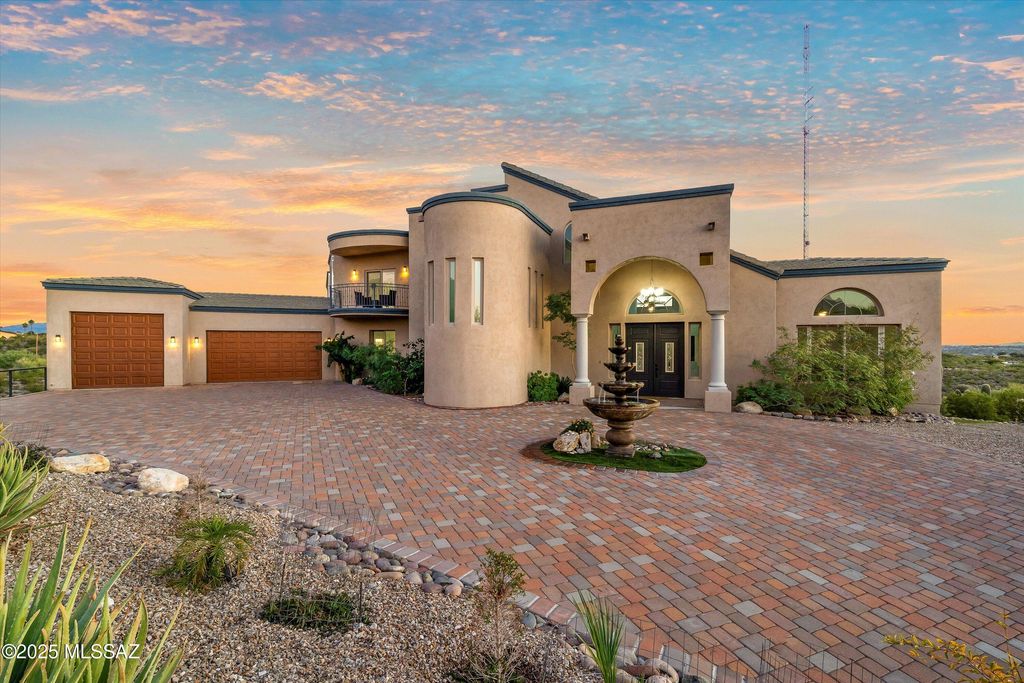 4620 E Swans Nest Road, Tucson, AZ 85718