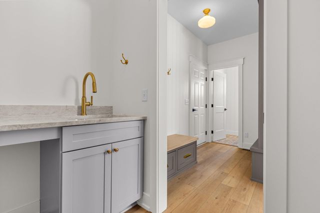 5508 Case Drive SW, Wyoming, MI 49418