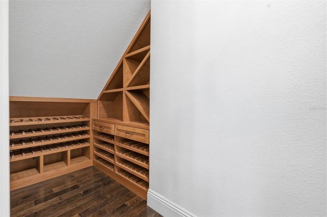 4615 W SUNSET BOULEVARD, Tampa, FL 33629