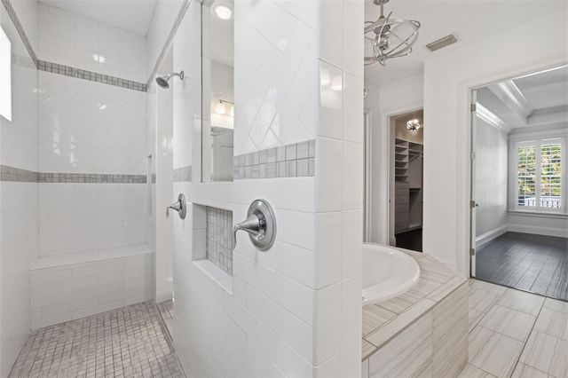 4615 W SUNSET BOULEVARD, Tampa, FL 33629