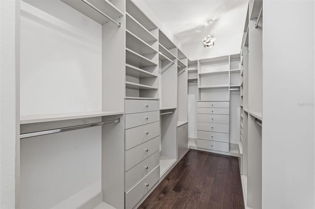 4615 W SUNSET BOULEVARD, Tampa, FL 33629