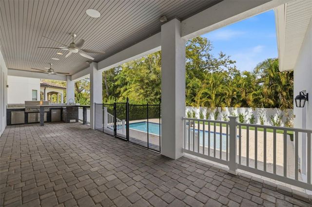 4615 W SUNSET BOULEVARD, Tampa, FL 33629