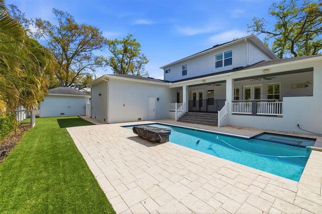 4615 W SUNSET BOULEVARD, Tampa, FL 33629