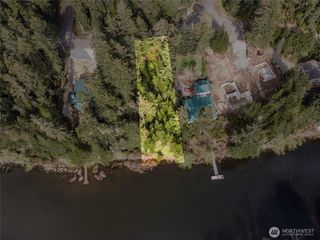 11018 Mathews Way, Anderson Island, WA 98303