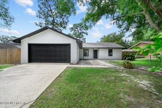 8136 GREAT VALLEY Trail, Jacksonville, FL 32244