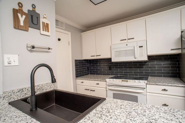 6702 Jefferson Pl Apt E1, Myrtle Beach, SC 29572