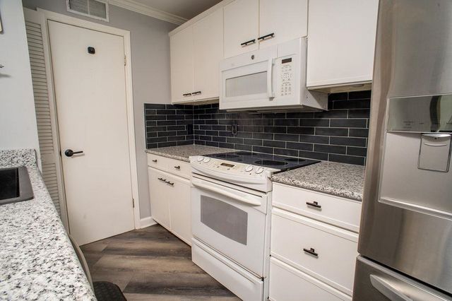 6702 Jefferson Pl Apt E1, Myrtle Beach, SC 29572