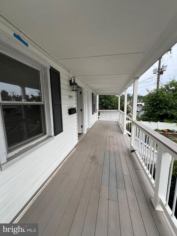 2408 FAIRHAVEN AVE, Alexandria, VA 22303