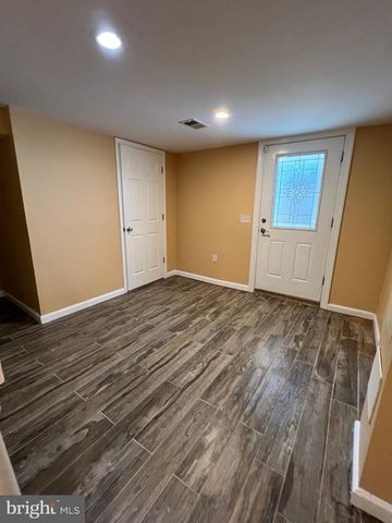 2408 FAIRHAVEN AVE, Alexandria, VA 22303