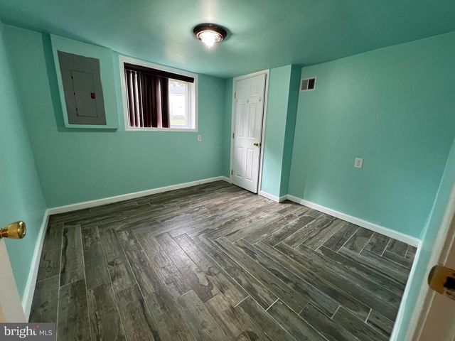 2408 FAIRHAVEN AVE, Alexandria, VA 22303